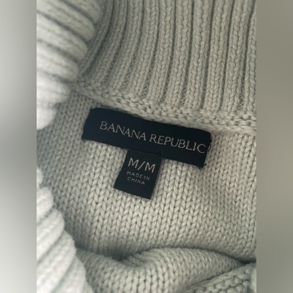 Banana Republic Top - Picture 2 of 4